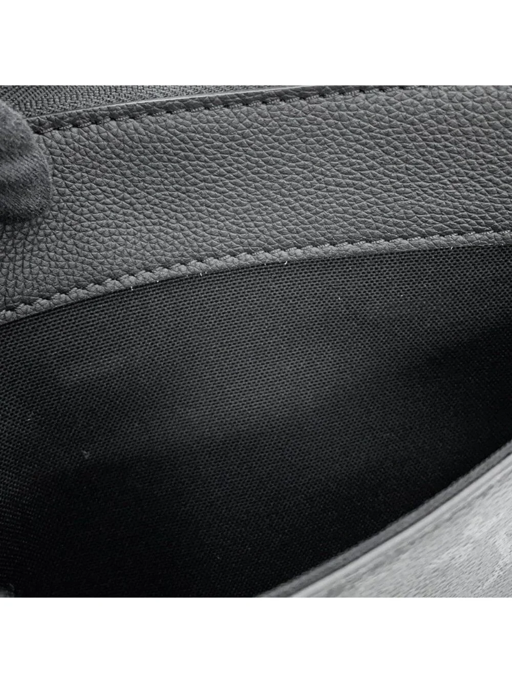 Louis Vuitton Clutch Monogram Midnight Pochette Voyage Souple Black